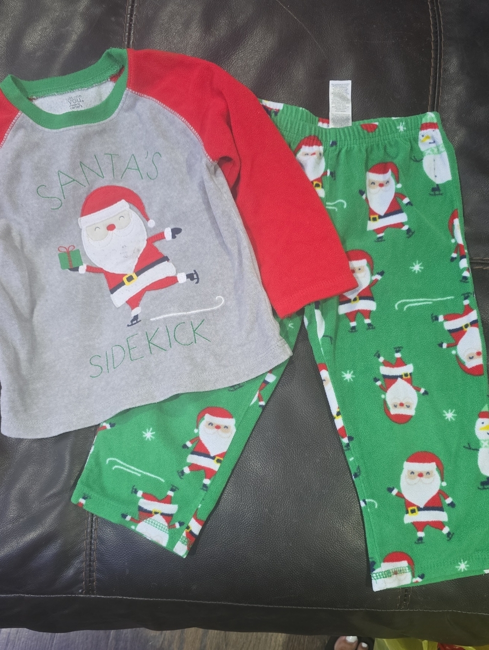 Santa 'Sidekick' Two-Piece Kids Pajama Set - Gray, Red & Green
